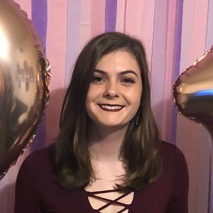 Meet your Posher, Savannah